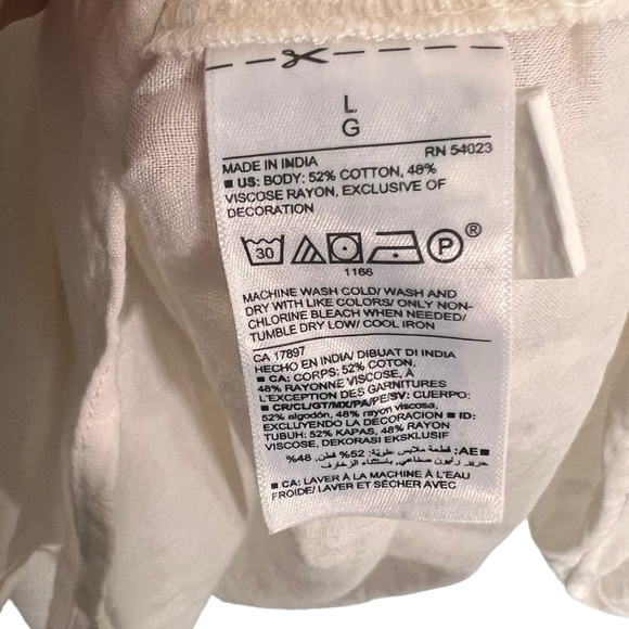 Old Navy Oversized Crochet Pom-Pom Dolman-Sleeve Blouse for Women Size Large - Picture 12 of 13